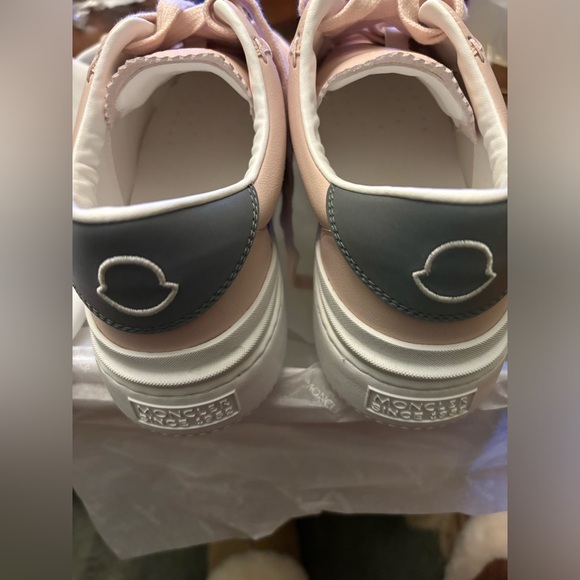 MONCLER LOW-TOP VEGAN LEATHER MONACO SNEAKERS - Picture 8 of 16